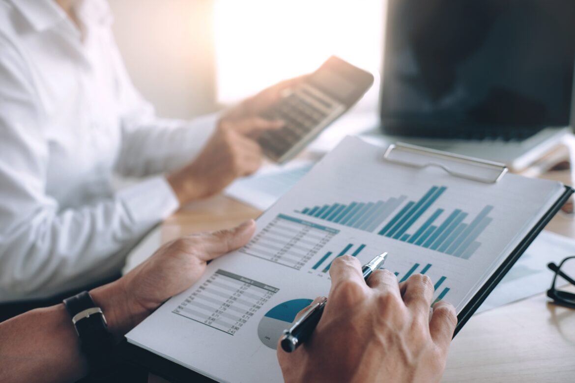 coes-da-xp-e-do-btg:-como-a-falta-de-informacao-expos-investidores-a-riscos-e-prejuizos?