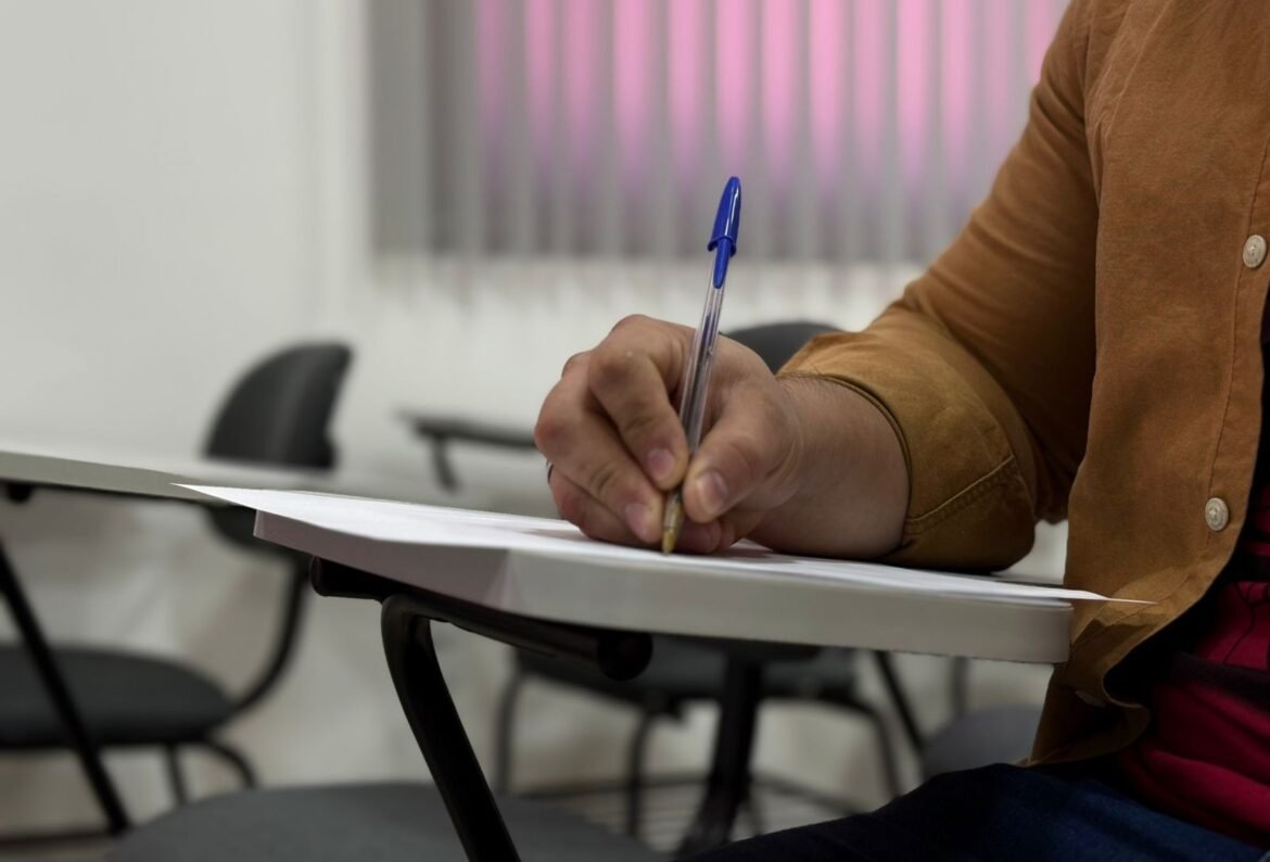 cnu-2024:-governo-erra-ao-divulgar-resultado-de-etapa-para-candidatos-em-lista