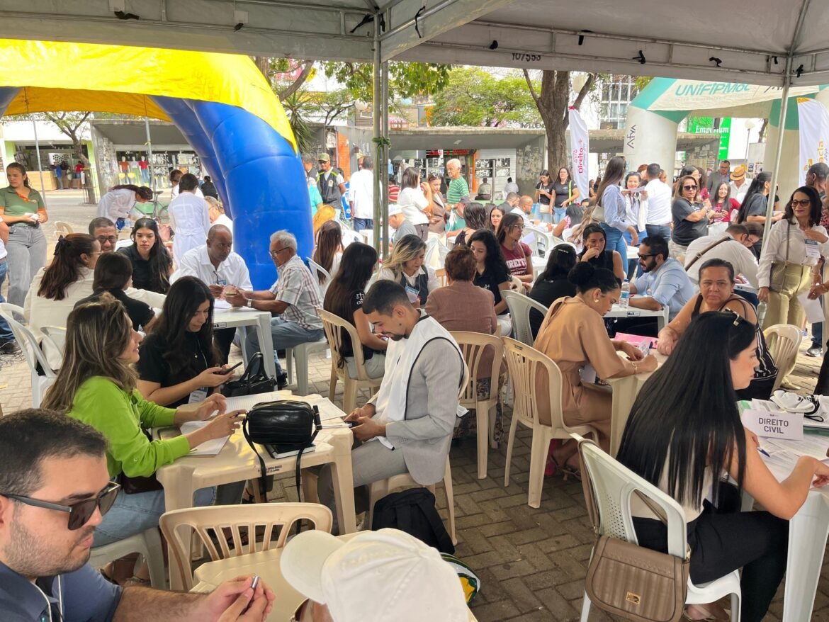 ‘oab-na-praca’-leva-atendimento-juridico-gratuito-a-moradores-do-bairro-independencia,-em-montes-claros ‘oab-na-praca’-leva-atendimento-juridico-gratuito-a-moradores-do-bairro-independencia,-em-montes-claros