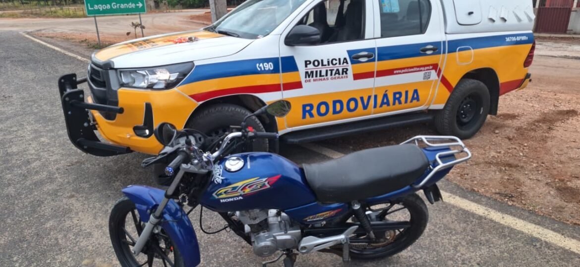 condutor-inabilitado-que-andava-em-moto-com-farol-azul-e-escapamento-barulhento-e-preso-com-drogas-na-lmg-626 condutor-inabilitado-que-andava-em-moto-com-farol-azul-e-escapamento-barulhento-e-preso-com-drogas-na-lmg-626