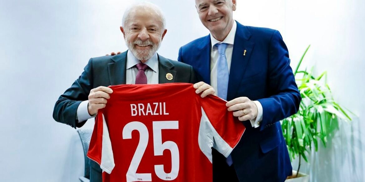 lula-convida-presidente-da-fifa-para-conhecer-universidade-do-esporte lula-convida-presidente-da-fifa-para-conhecer-universidade-do-esporte