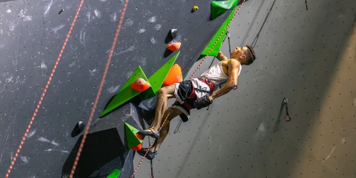 eduardo-schaus-leva-bronze-na-copa-do-mundo-de-paraescalada-na-franca eduardo-schaus-leva-bronze-na-copa-do-mundo-de-paraescalada-na-franca