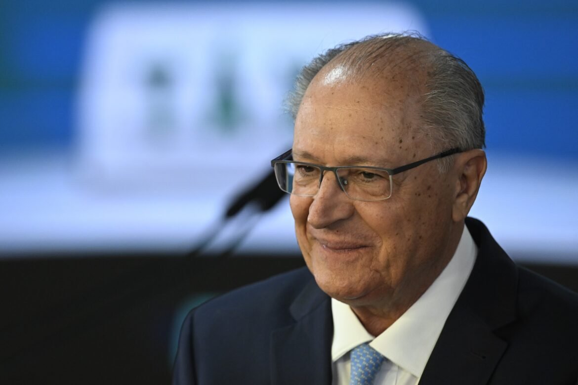 alckmin-diz-que-‘principal-passo’-na-relacao-lula-trump-foi-dado-e-que-‘prioridade’-e-retirada-de-tarifa alckmin-diz-que-‘principal-passo’-na-relacao-lula-trump-foi-dado-e-que-‘prioridade’-e-retirada-de-tarifa