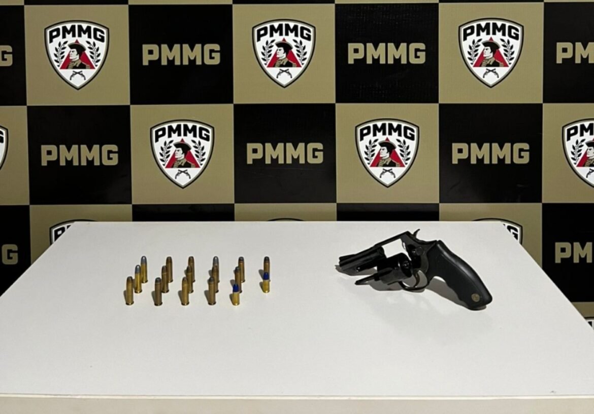 idoso-e-preso-por-atirar-tres-vezes-dentro-da-propria-casa,-em-curvelo