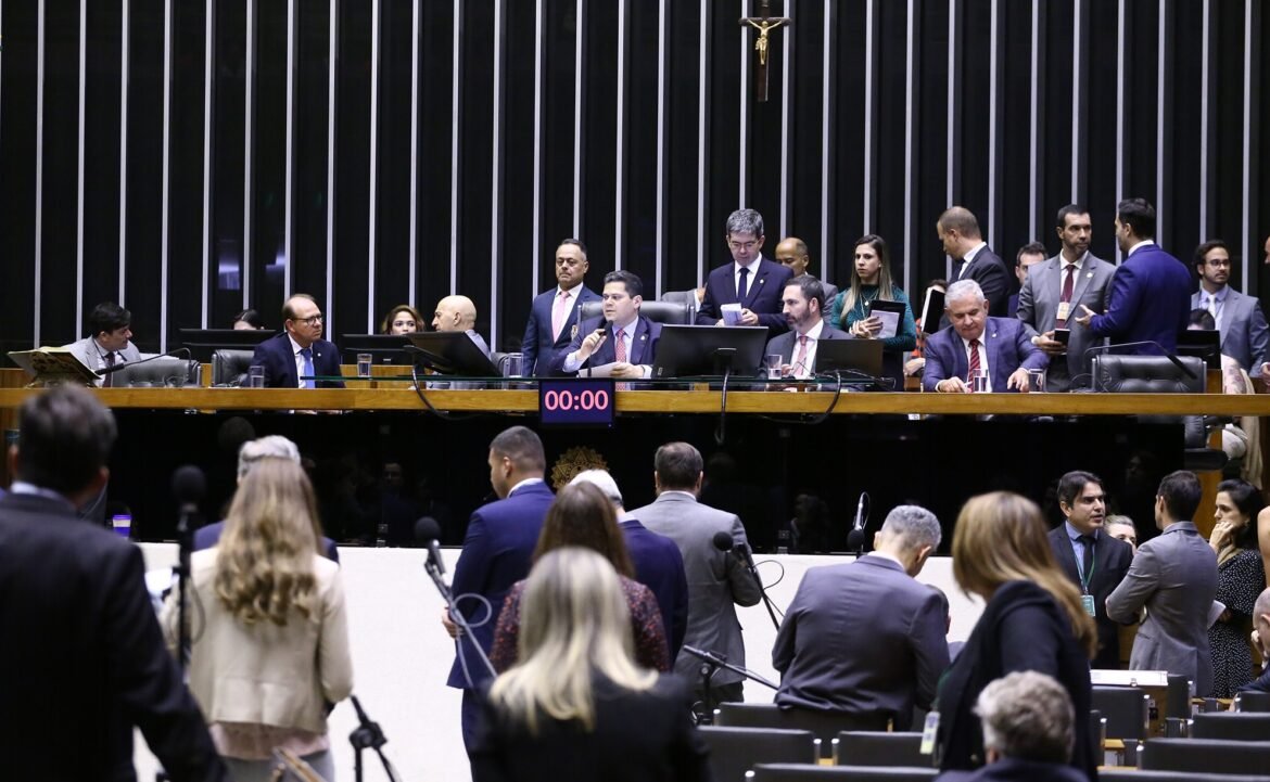 congresso-aprova-proposta-para-permitir-que-nova-faixa-de-isencao-do-ir-tenha-duracao-indeterminada