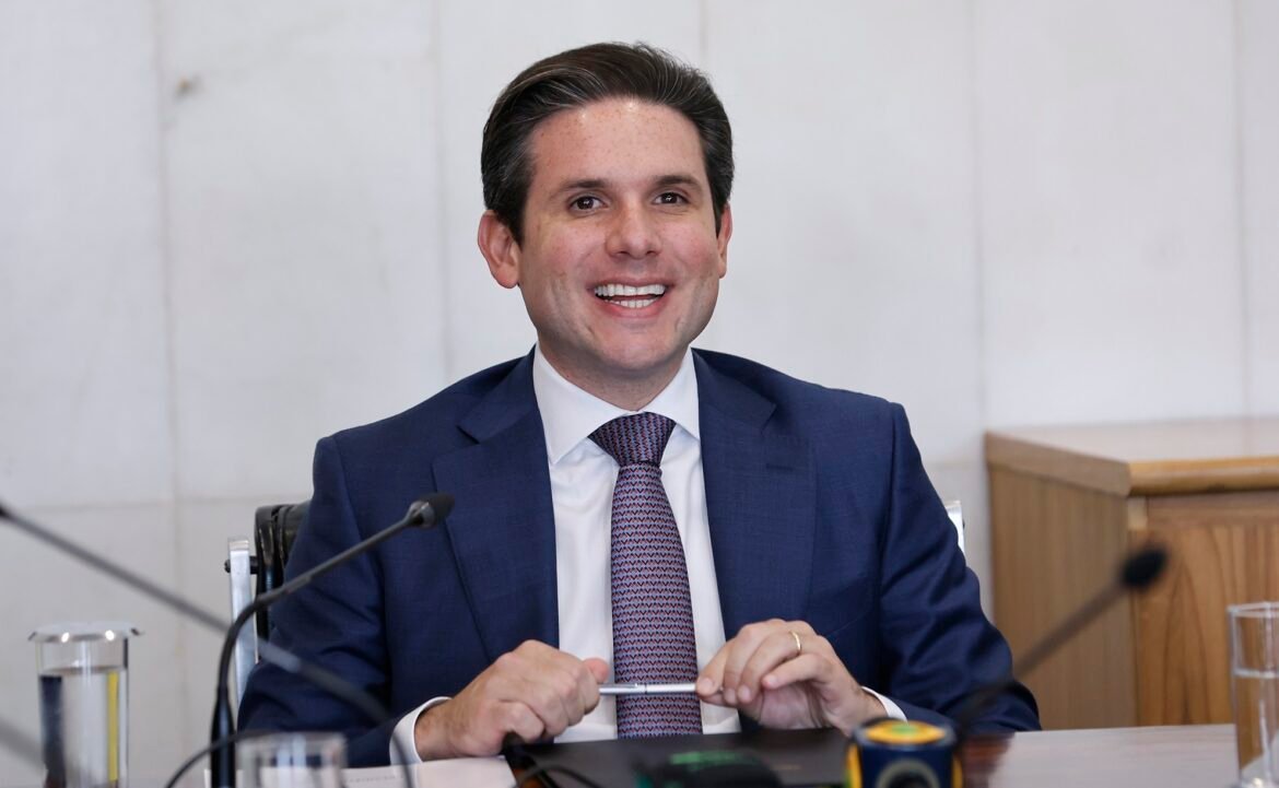 motta-avalia-criar-comissao-externa-de-parlamentares-para-acompanhar-crise-na-seguranca-do-rio