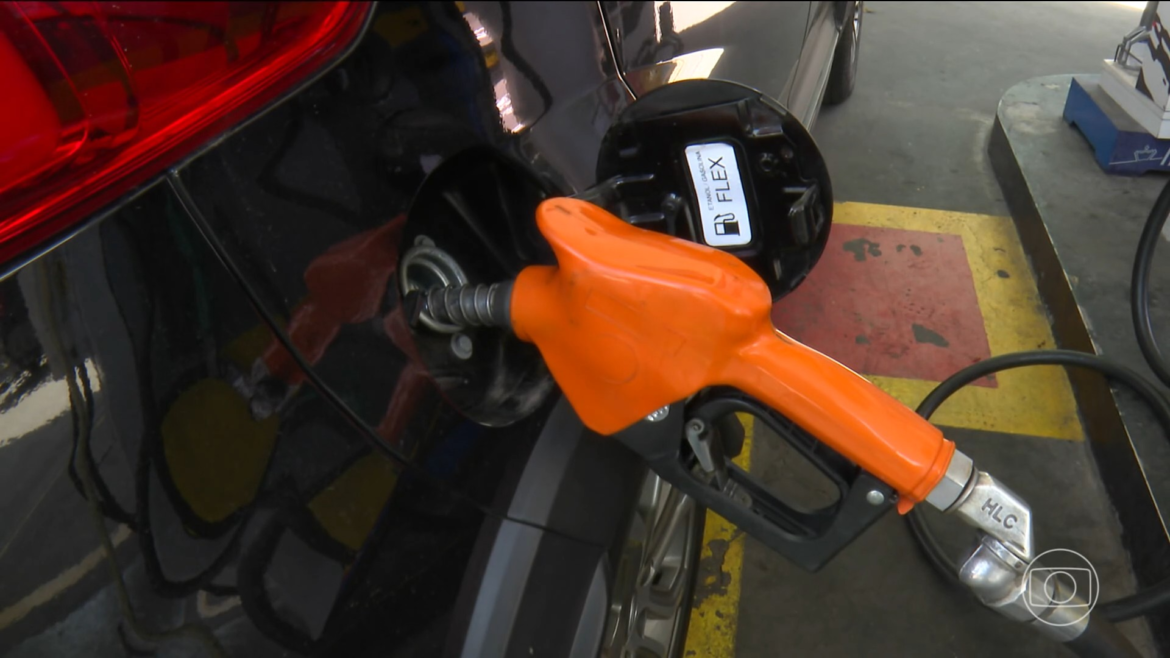 preco-da-gasolina-nao-chegou-a-r$-9,78-durante-o-governo-bolsonaro