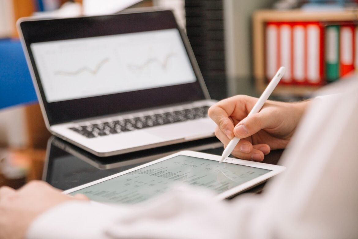 black-friday:-madrugada-e-periodo-mais-visado-por-golpistas,-diz-serasa