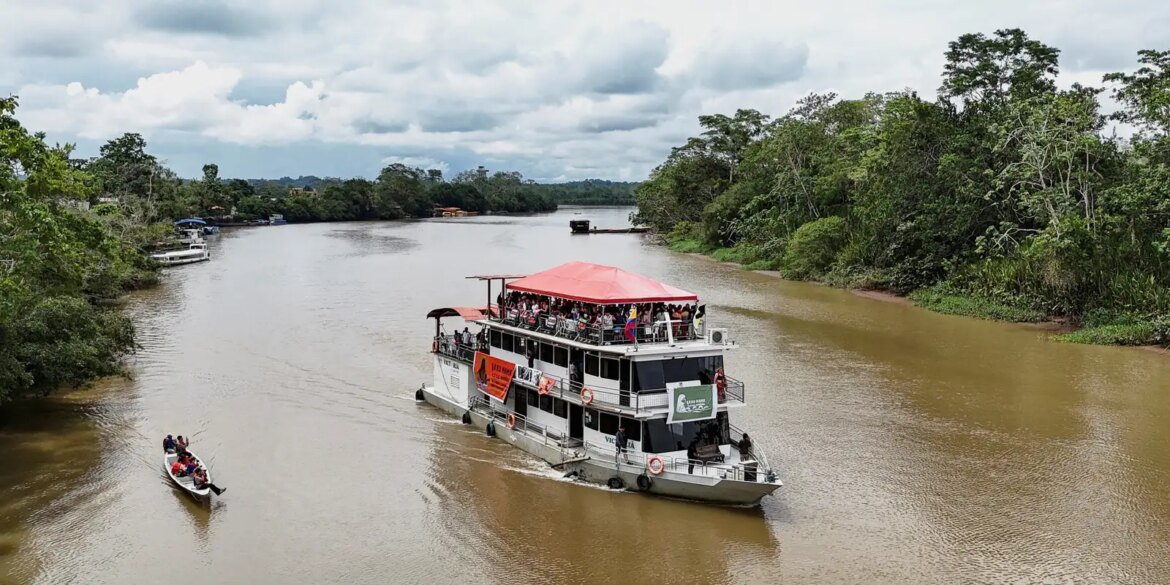 flotilha-yaku-mama-chega-a-cop30-com-demandas-de-povos-indigenas