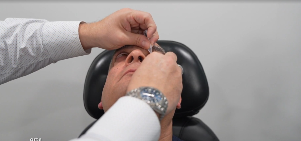 por-que-pessoas-com-mais-de-40-anos-tem-dificuldades-de-enxergar-de-perto