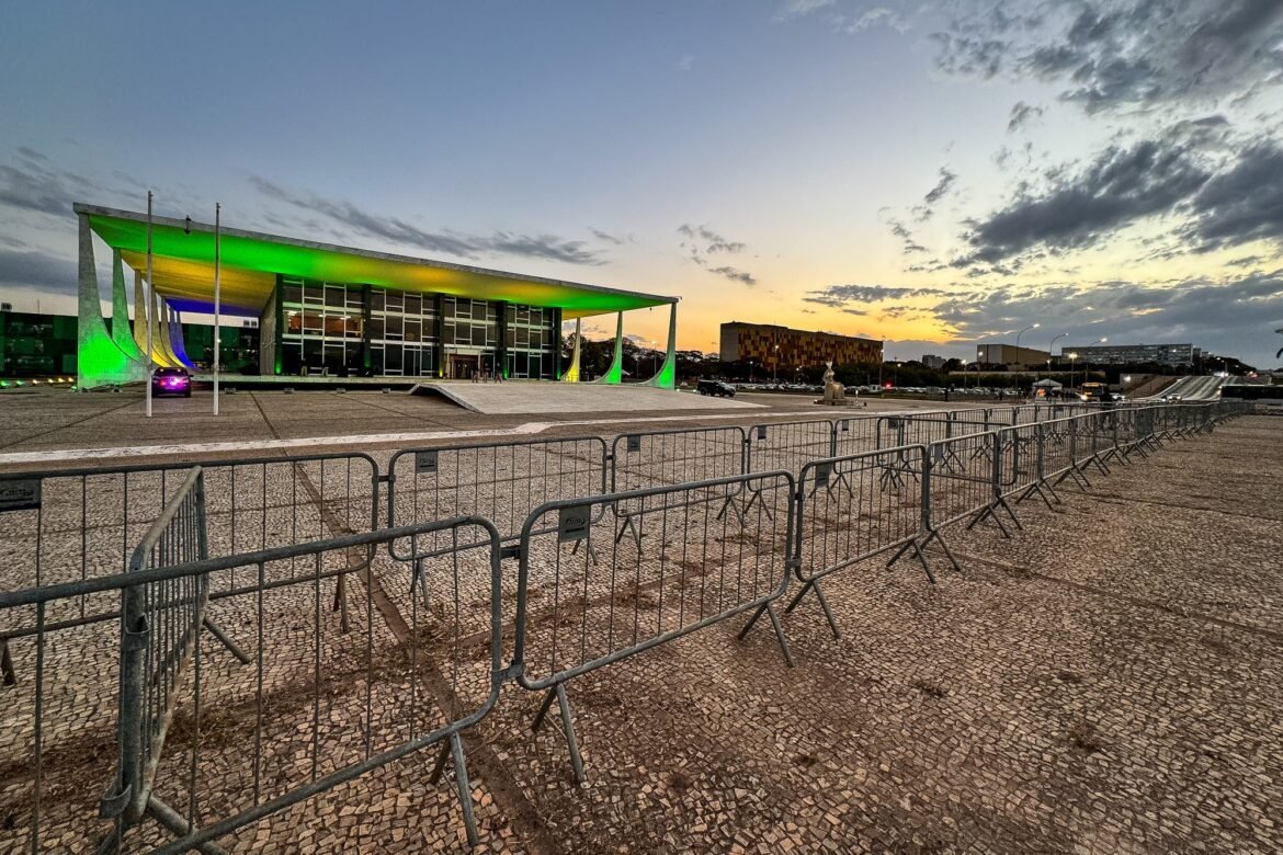 tentativa-de-golpe:-primeira-turma-retoma-sessao-para-ouvir-defesas-de-kids-pretos-nesta-quarta