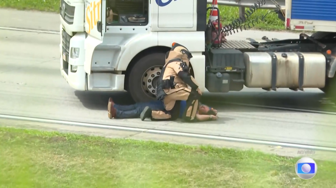 apos-bomba-falsa-no-rodoanel,-motorista-desmaia-em-choque:-o-que-faz-o-corpo-‘colapsar’-em-situacoes-extremas