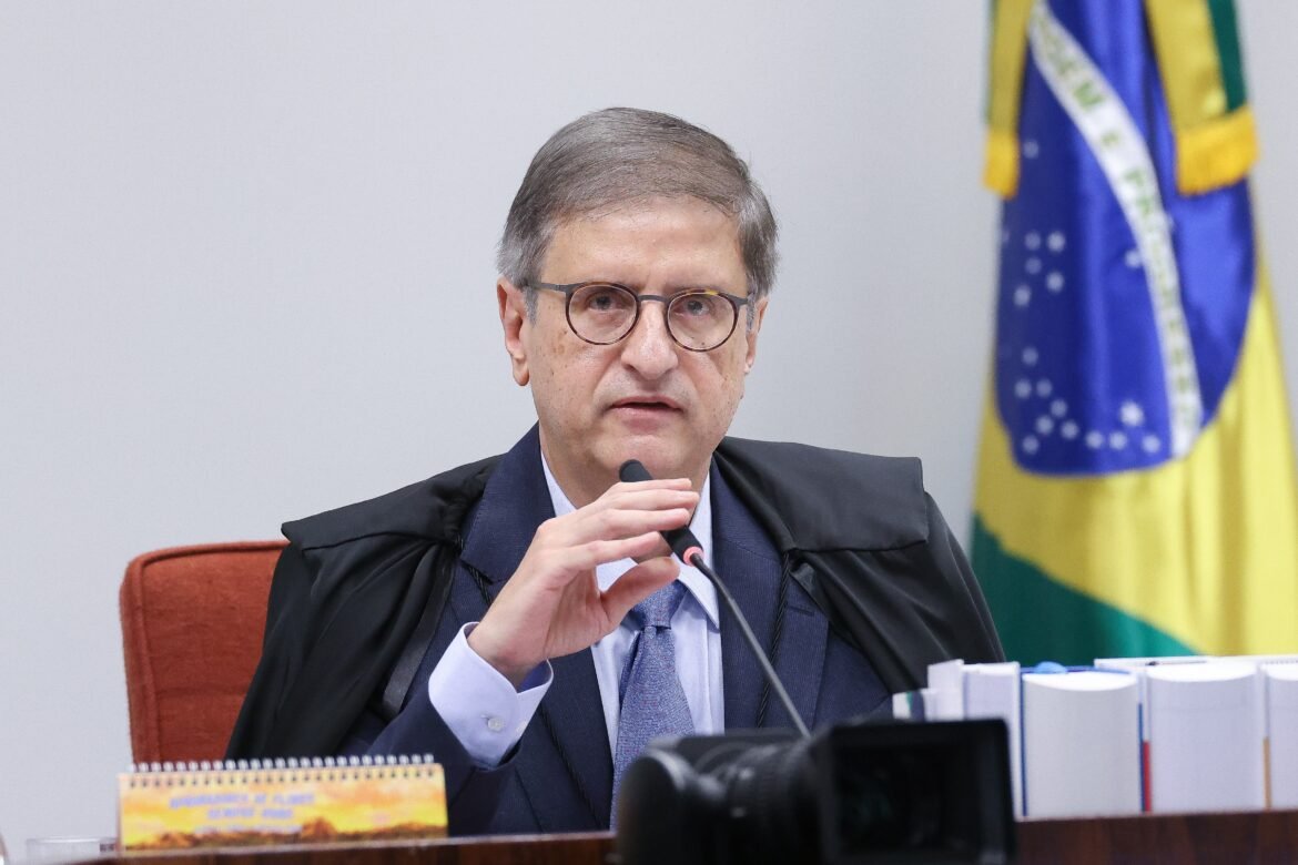 placar-da-reconducao-de-gonet-acende-sinal-de-alerta-para-indicacao-de-messias-ao-stf