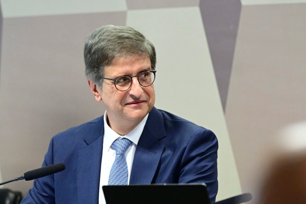 ccj-do-senado-aprova-paulo-gonet-para-novo-ciclo-a-frente-da-pgr;-plenario-deve-votar-nesta-quarta