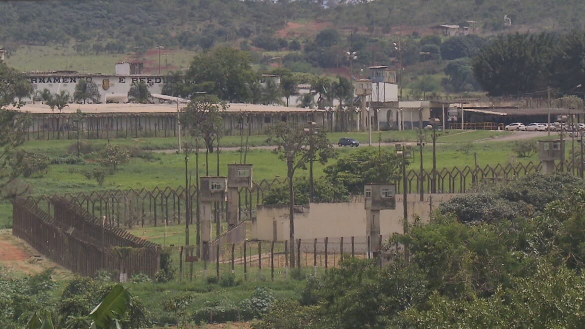 papuda-‘nao-tem-condicoes-para-abrigar’-bolsonaro,-mas-eventual-decisao-do-stf-sera-cumprida,-diz-vice-governadora-do-df