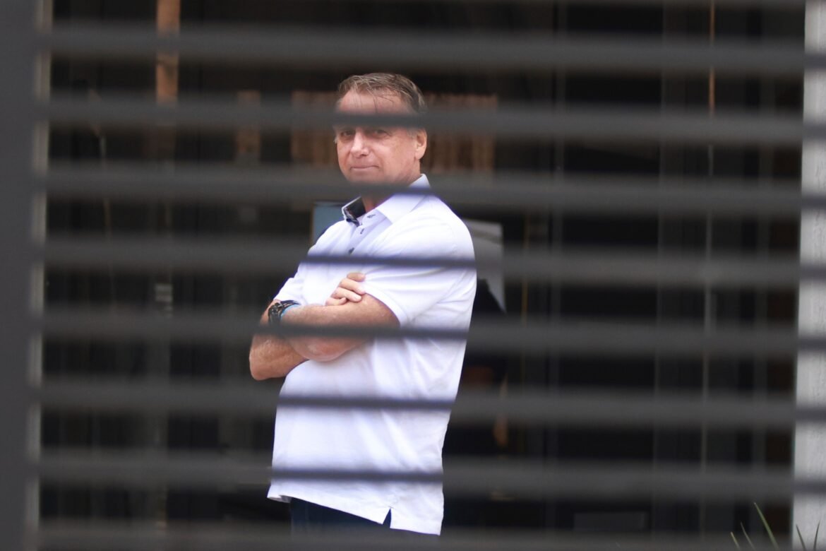 julgamento-do-golpe:-termina-nesta-segunda-prazo-para-defesa-de-bolsonaro-e-demais-reus-apresentarem-novos-recursos