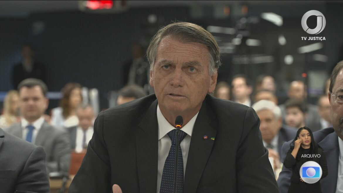 prisao-de-bolsonaro-obriga-direita-a-romper-‘tornozeleira-eletronica’-e-isola-filhos