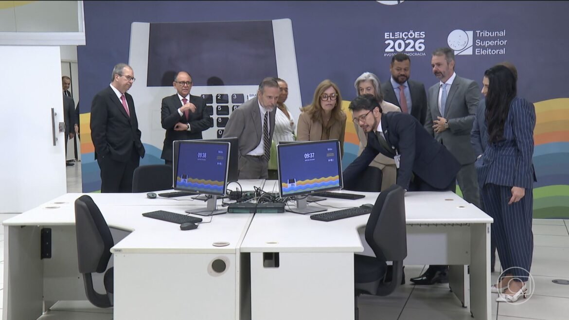 ﻿tse-inicia-teste-das-urnas-que-serao-usadas-nas-eleicoes-de-2026