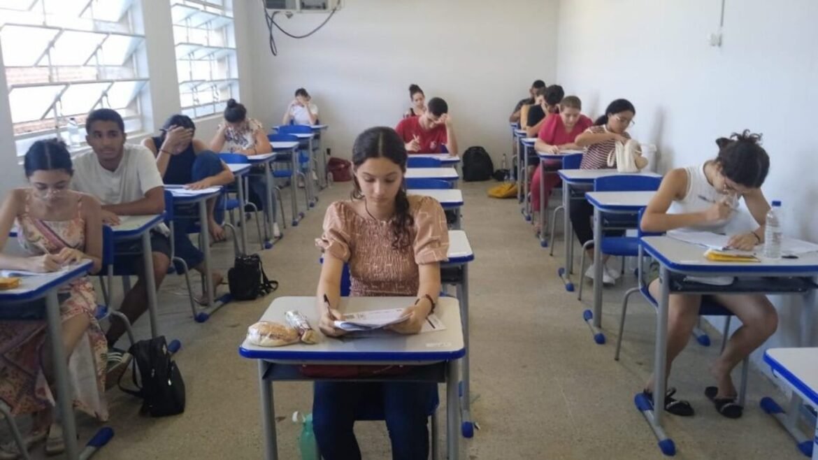 provas-do-paes-da-unimontes-serao-aplicadas-no-domingo-(7);-veja-orientacoes