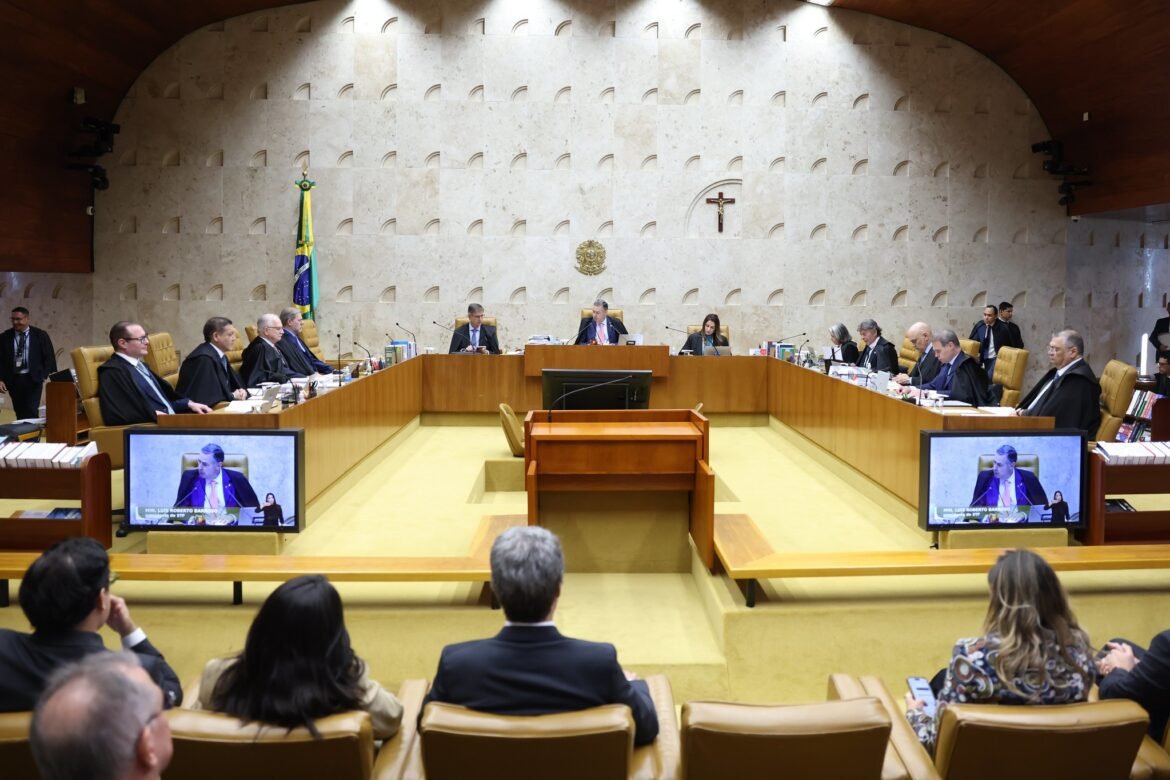 quaest:-avaliacao-positiva-de-stf-e-camara-sobe;-negativa-e-de-36%