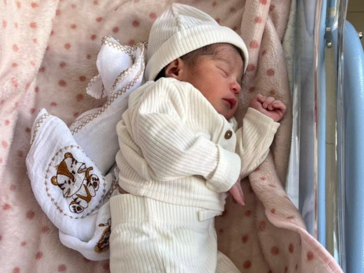 primeiro-bebe-de-2026-em-montes-claros-e-uma-menina:-‘comecar-o-ano-novo-com-o-melhor-presente’,-diz-mae