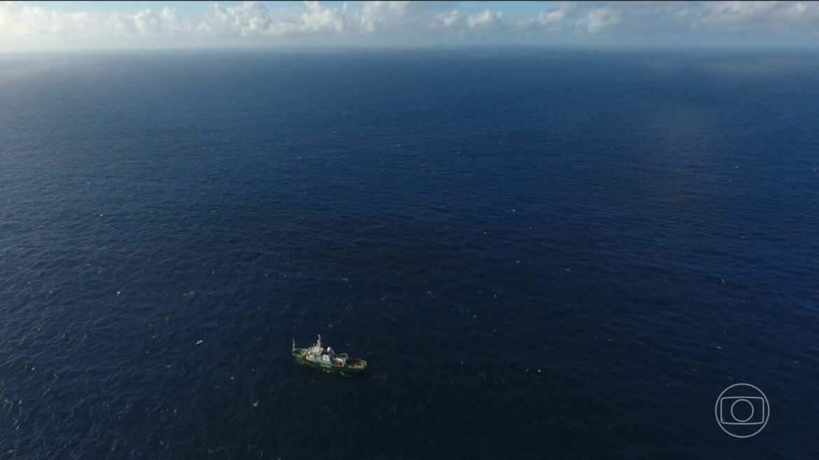 perfuracao-da-petrobras-na-costa-do-ap-segue-sem-previsao-de-retomada-|-g1