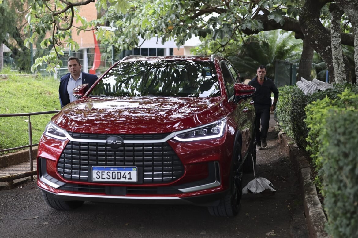 cirurgia-de-lula-ocorreu-‘sem-intercorrencias’-e-presidente-volta-a-trabalhar-na-segunda