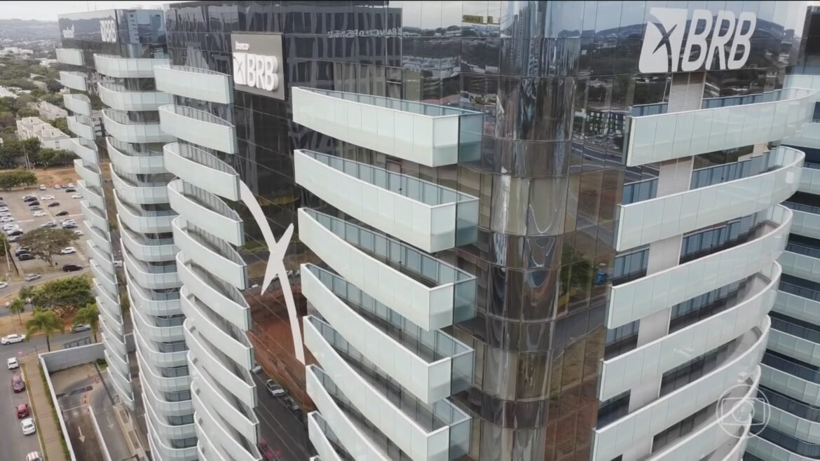 influenciadores-expoem-pedidos-em-nome-do-brb-para-tratar-do-caso-master-nas-redes