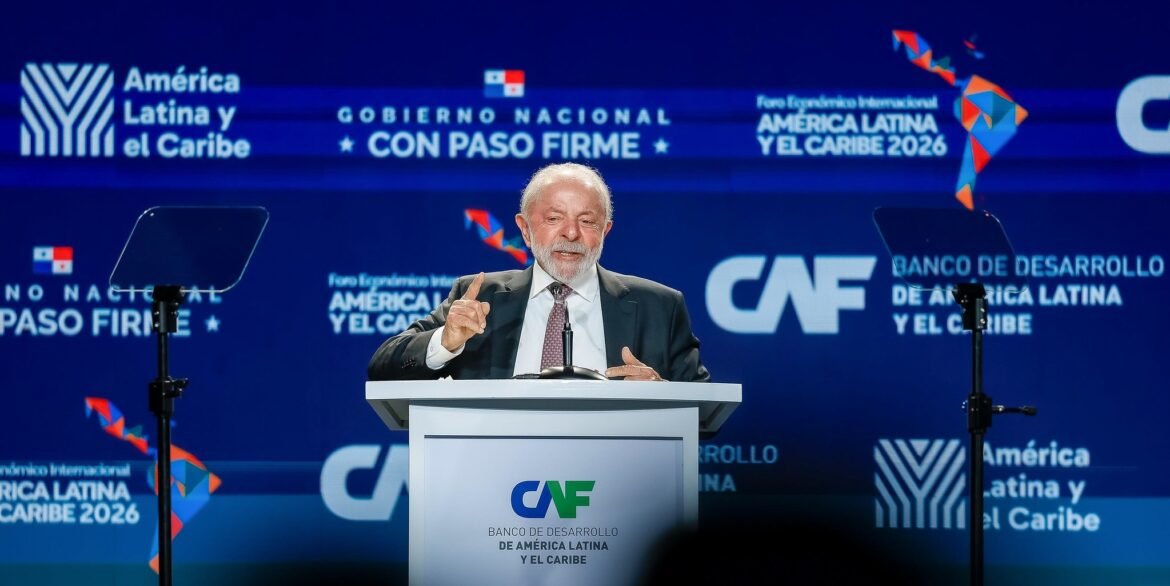 lula-cita-‘intervencoes-militares-ilegais’-na-america-e-diz-que-uso-da-forca-‘jamais’-combatera-mazelas