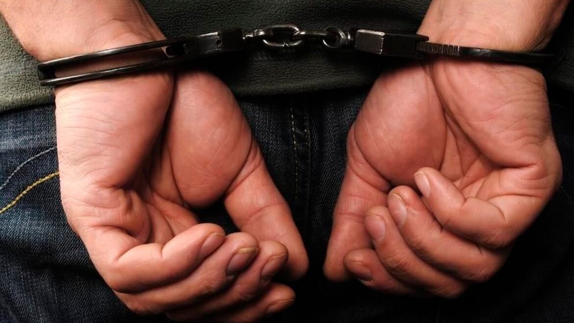 homem-e-morto-a-facadas-dentro-de-bar-em-aracuai;-suspeito-foi-preso