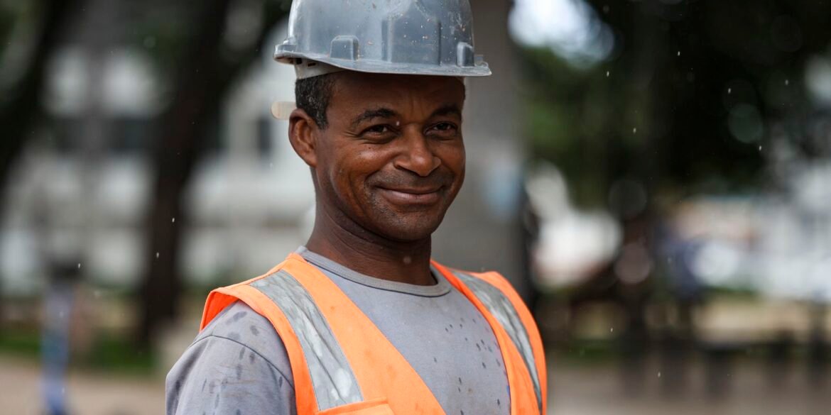 ir-zero-para-quem-ganha-ate-r$-5-mil-vale-nos-salarios-pagos-este-mes