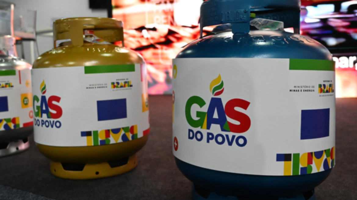 senado-aprova-criacao-do-programa-‘gas-do-povo’,-que-preve-botijao-de-gas-gratuito-a-familias-de-baixa-renda