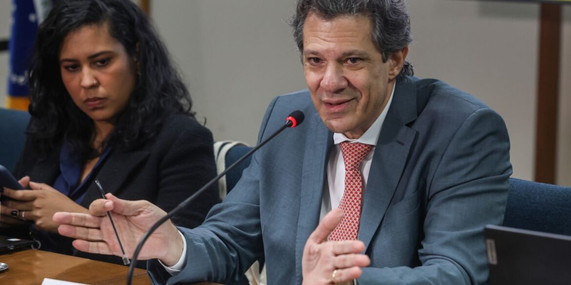 haddad-pede-que-congresso-enfrente-problema-dos-supersalarios
