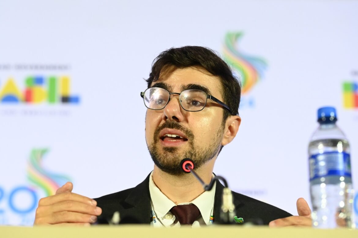 guilherme-mello-se-diz-honrado-com-indicacao-ao-banco-central-e-pronto-para-assumir-o-cargo