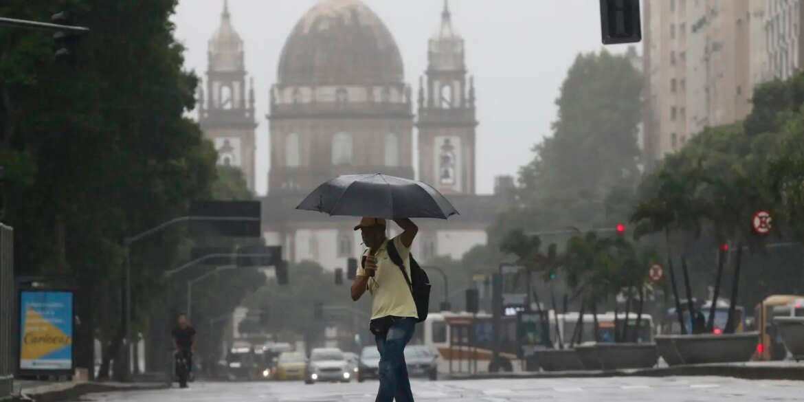 chuvas-intensas-no-rio-de-janeiro-levam-ao-acionamento-da-marinha