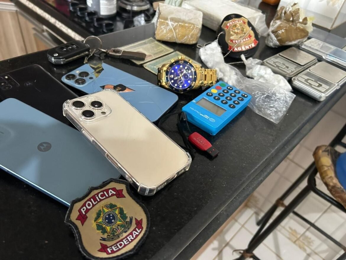 operacao-da-pf-mira-crimes-de-moeda-falsa-e-trafico-de-drogas-no-norte-de-minas