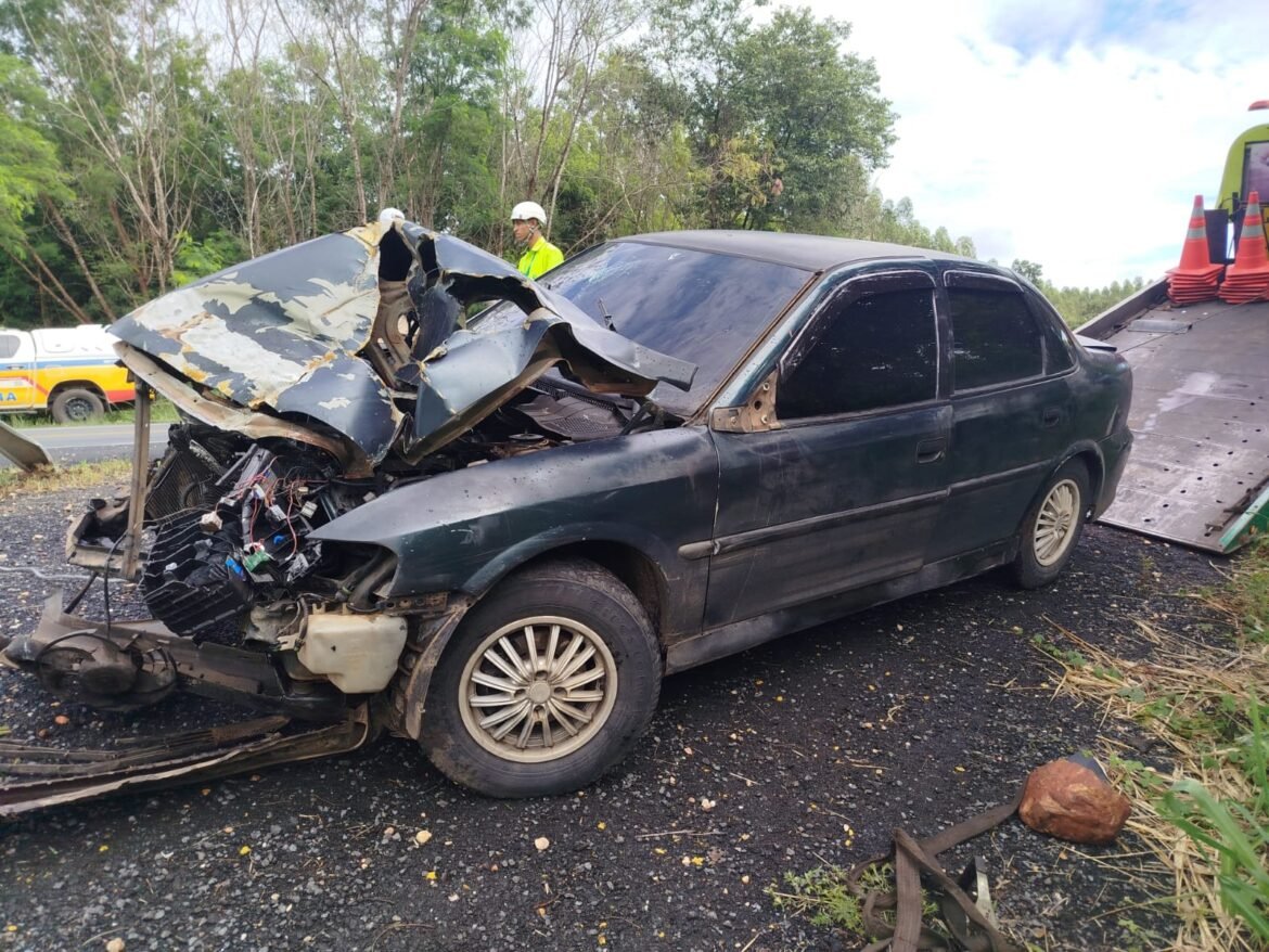 policiais-penais-sofrem-acidente-de-carro-na-br-135-quando-seguiam-para-trabalhar
