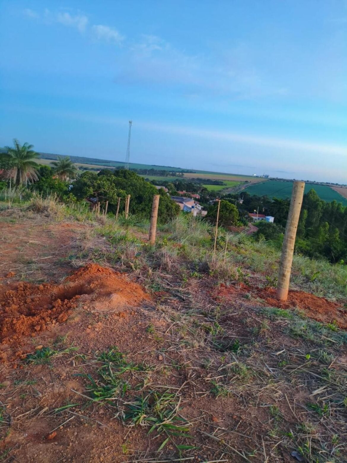 discussao-sobre-posicao-de-cerca-termina-em-tiros-e-ameacas-de-morte-em-unai;-um-homem-foi-preso