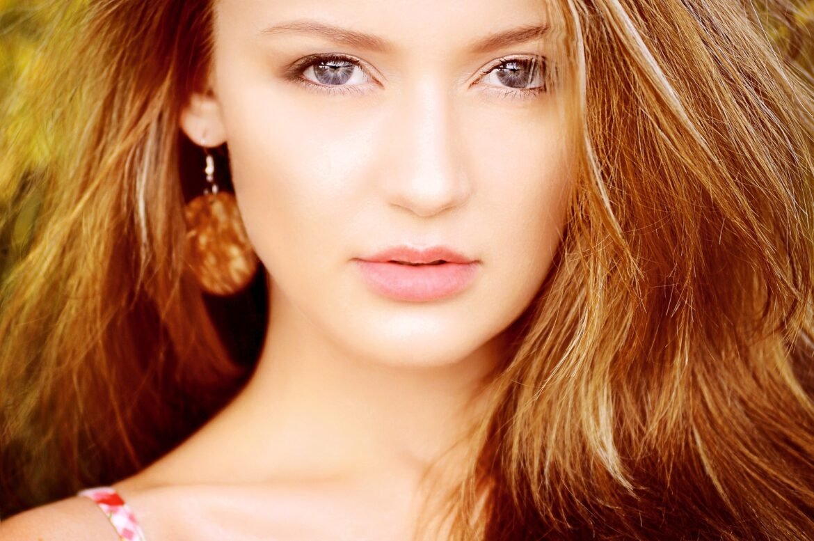 quer-fazer-a-maquiagem-durar-mais-no-verao?-confira-dicas-poderosas-para-driblar-o-calor!