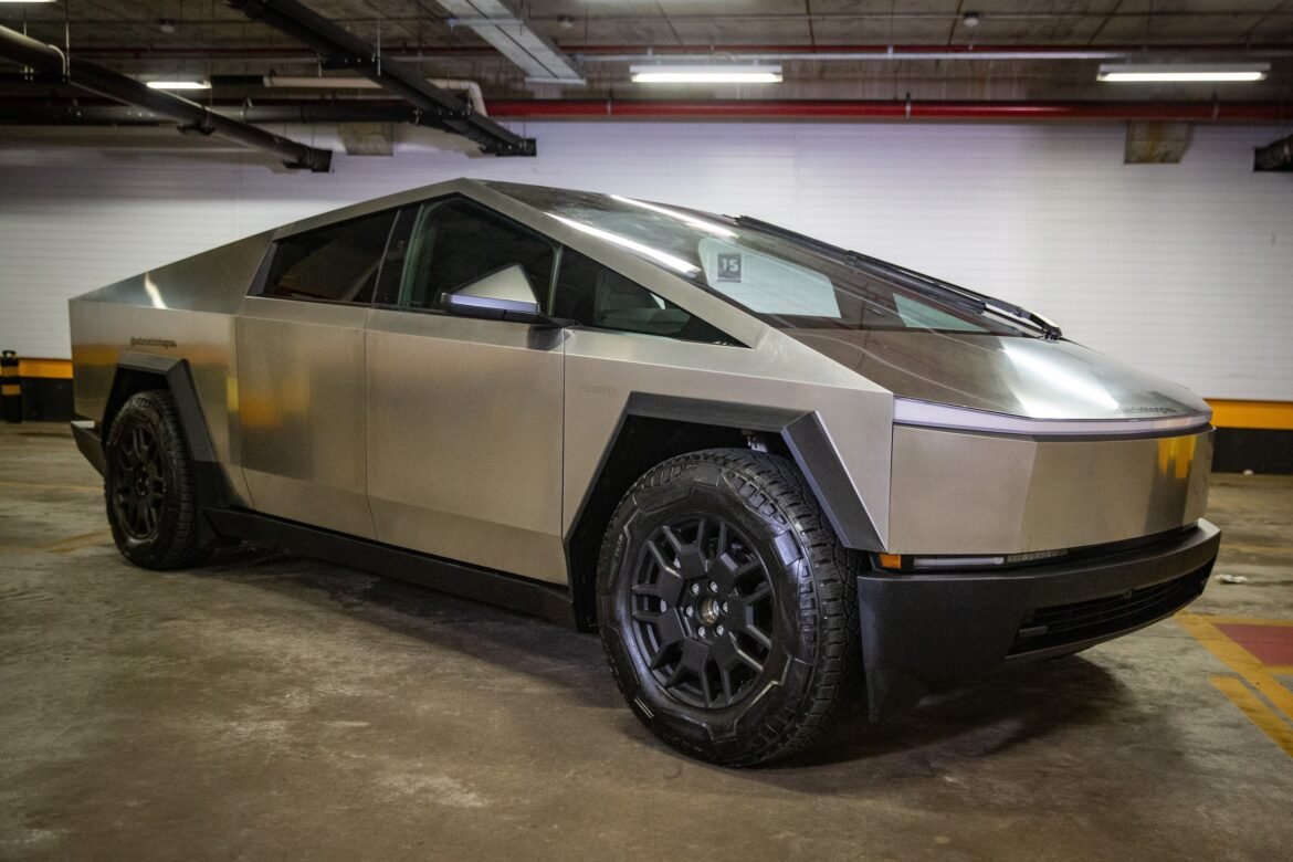 como-pode-um-tesla-aparecer-nas-ruas-mesmo-sem-vender-no-brasil;-saiba-regras-e-custos-|-g1