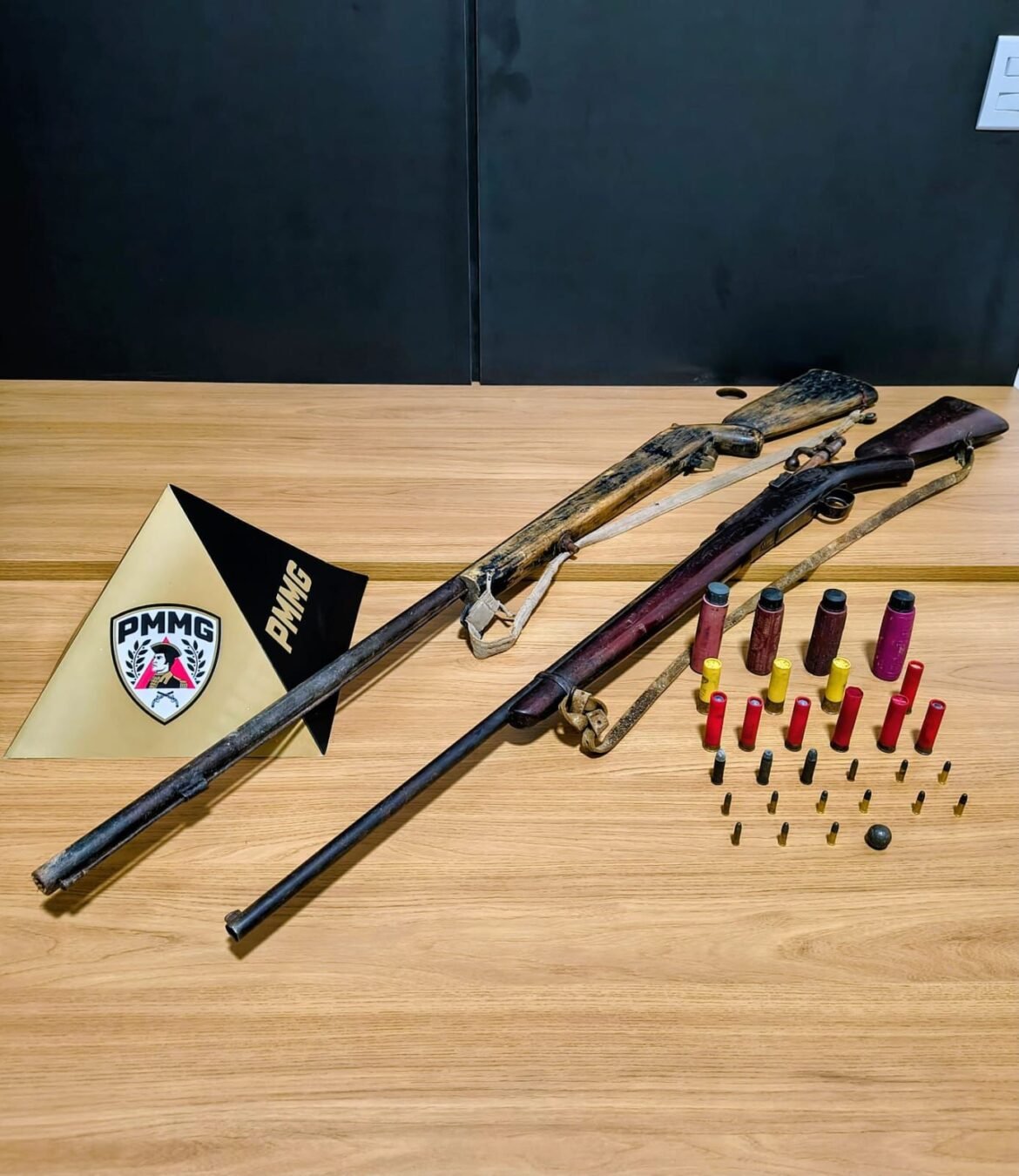 mulher-foge-de-casa-apos-ser-agredida-pelo-marido-e-pm-apreende-armas-em-sao-romao