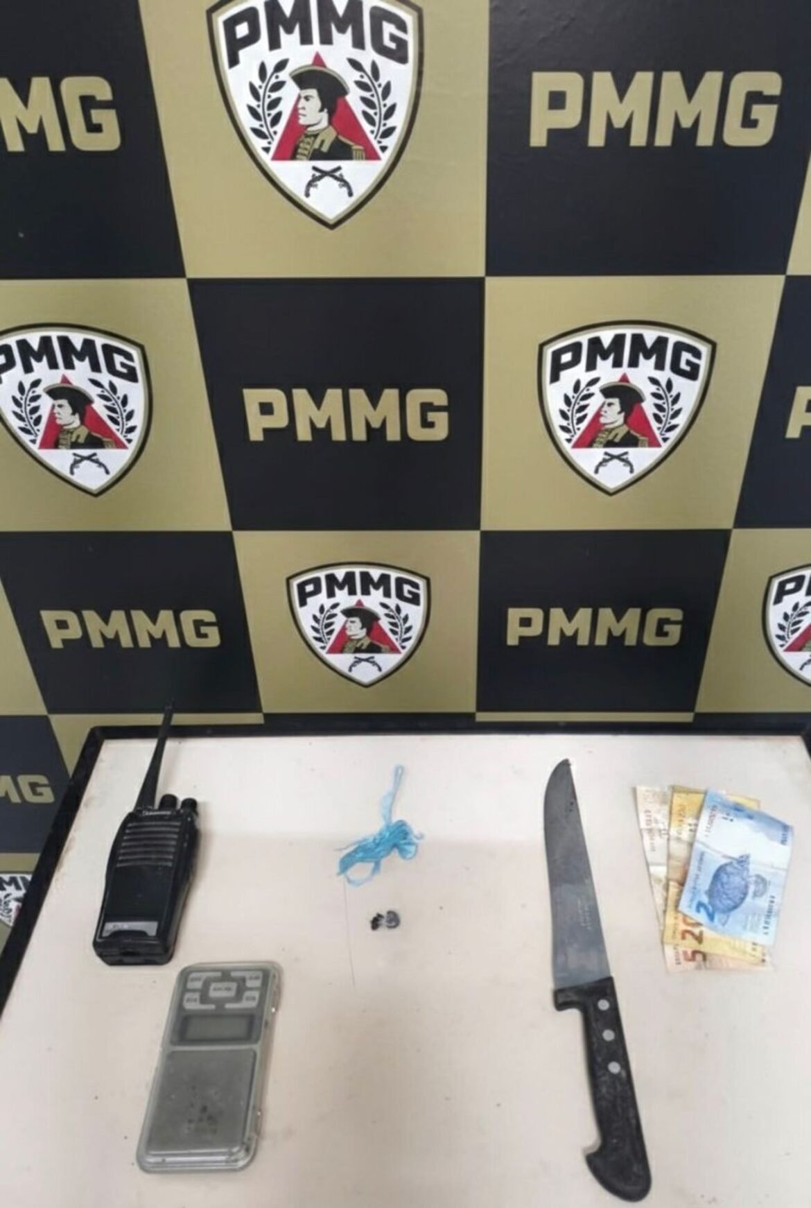 casal-e-preso-apos-homem-ser-gravemente-ferido-a-facadas-em-arinos