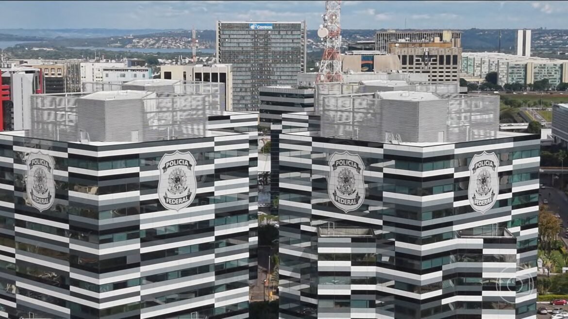 receita-afasta-de-cargo-de-chefia-auditor-que-foi-alvo-de-operacao-sobre-acesso-ilegal-a-dados-de-ministros-do-stf-e-parentes