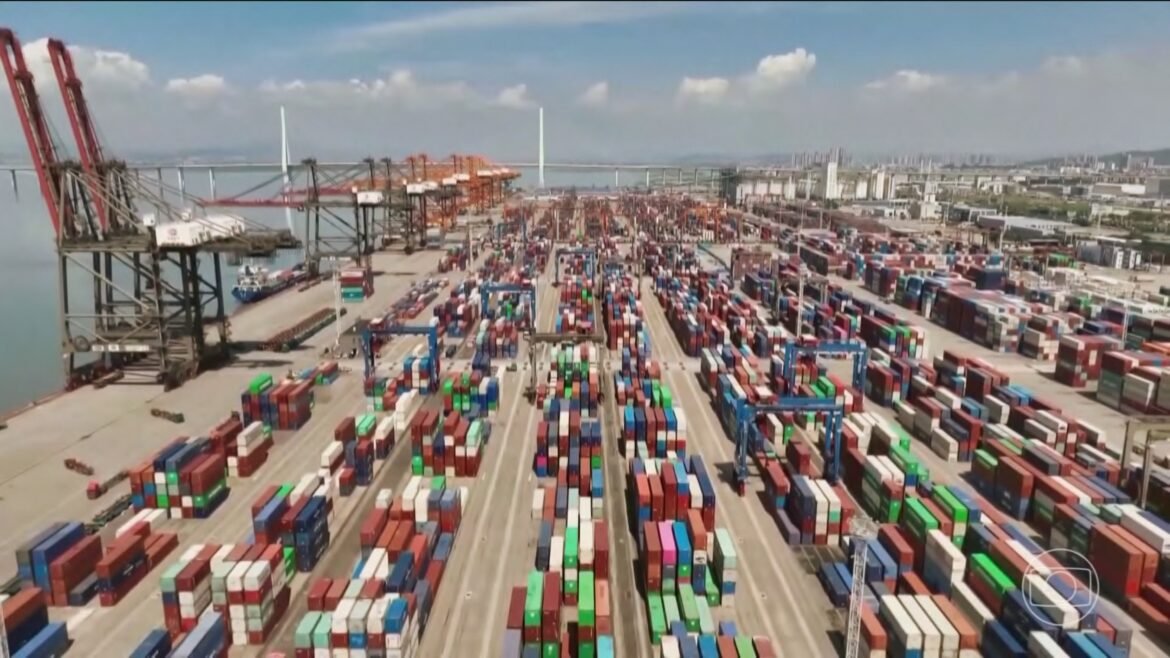 brasil-subiu-imposto-de-importacao-de-mais-de-mil-produtos,-incluindo-smartphones-|-g1