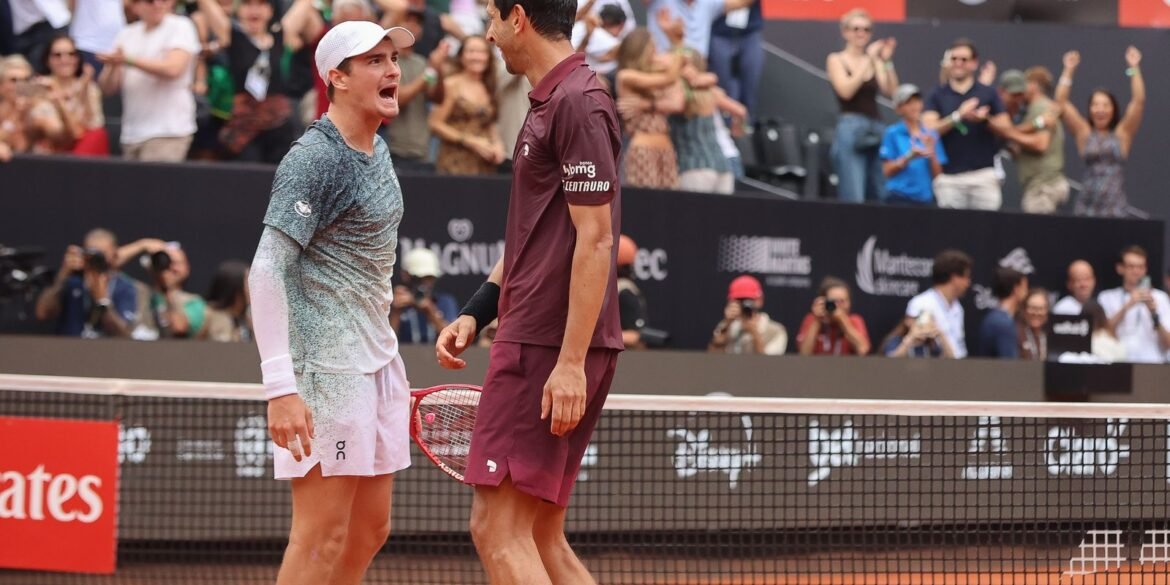 joao-fonseca-e-marcelo-melo-alcancam-final-do-rio-open