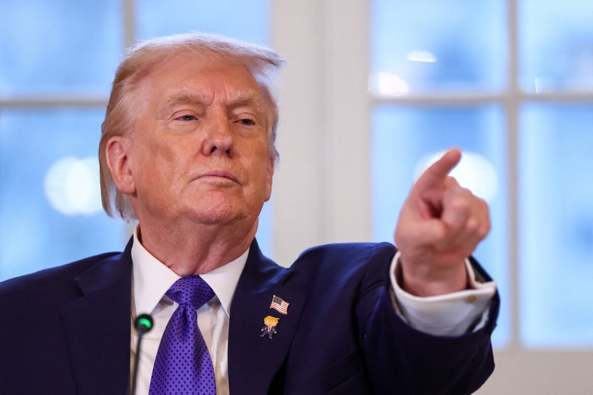 tarifaco-de-trump:-veja-mudancas-e-como-ficam-cobrancas-para-o-brasil-|-g1