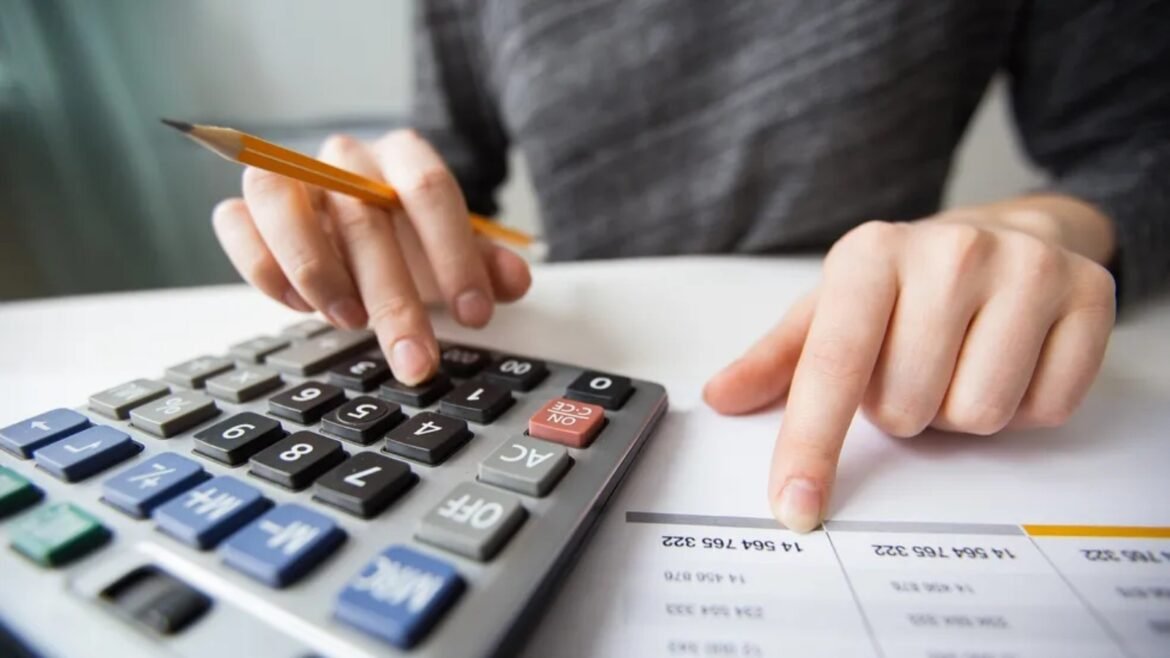 inadimplencia-sobe-em-meio-a-juros-elevados-e-alcanca-maior-nivel-desde-2017-|-g1