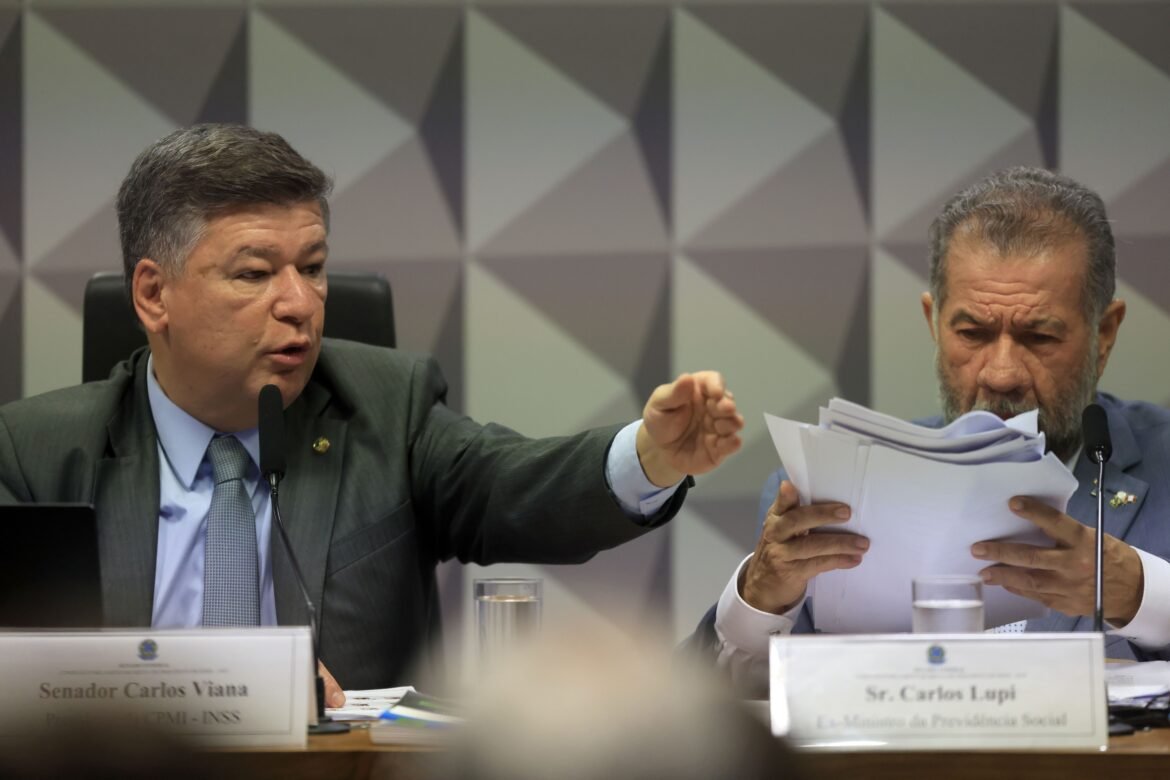 ‘votacao-seguiu-regimento’,-diz-presidente-da-cpi-do-inss-sobre-quebra-de-sigilo-do-filho-de-lula