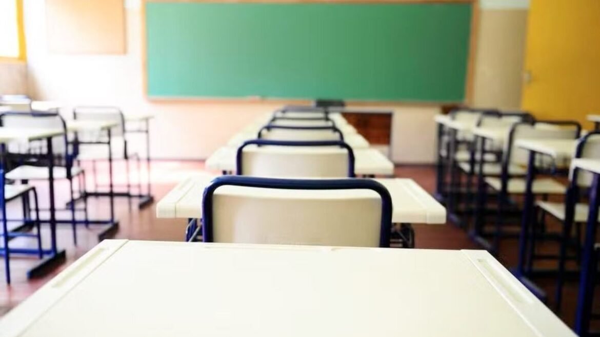 ipca-15:-precos-sobem-0,84%-em-fevereiro,-puxados-pelo-aumento-das-mensalidades-escolares-|-g1