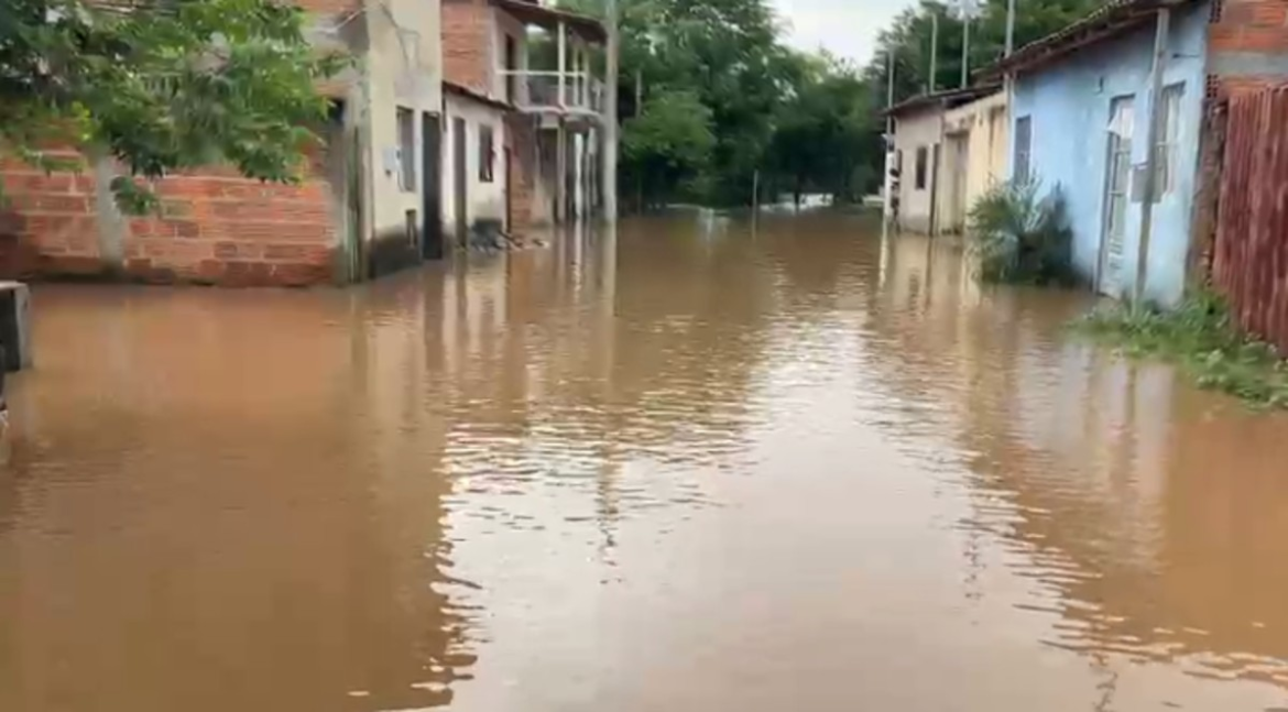 governo-federal-reconhece-situacao-de-emergencia-em-porteirinha-apos-risco-de-rompimento-de-barragem